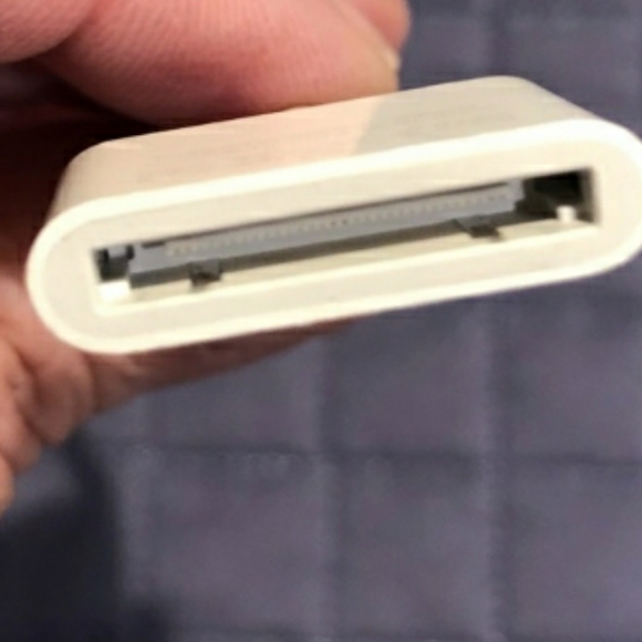 Apple Lightning To 30-Pin Adapter - 8" - Picture 5 of 10